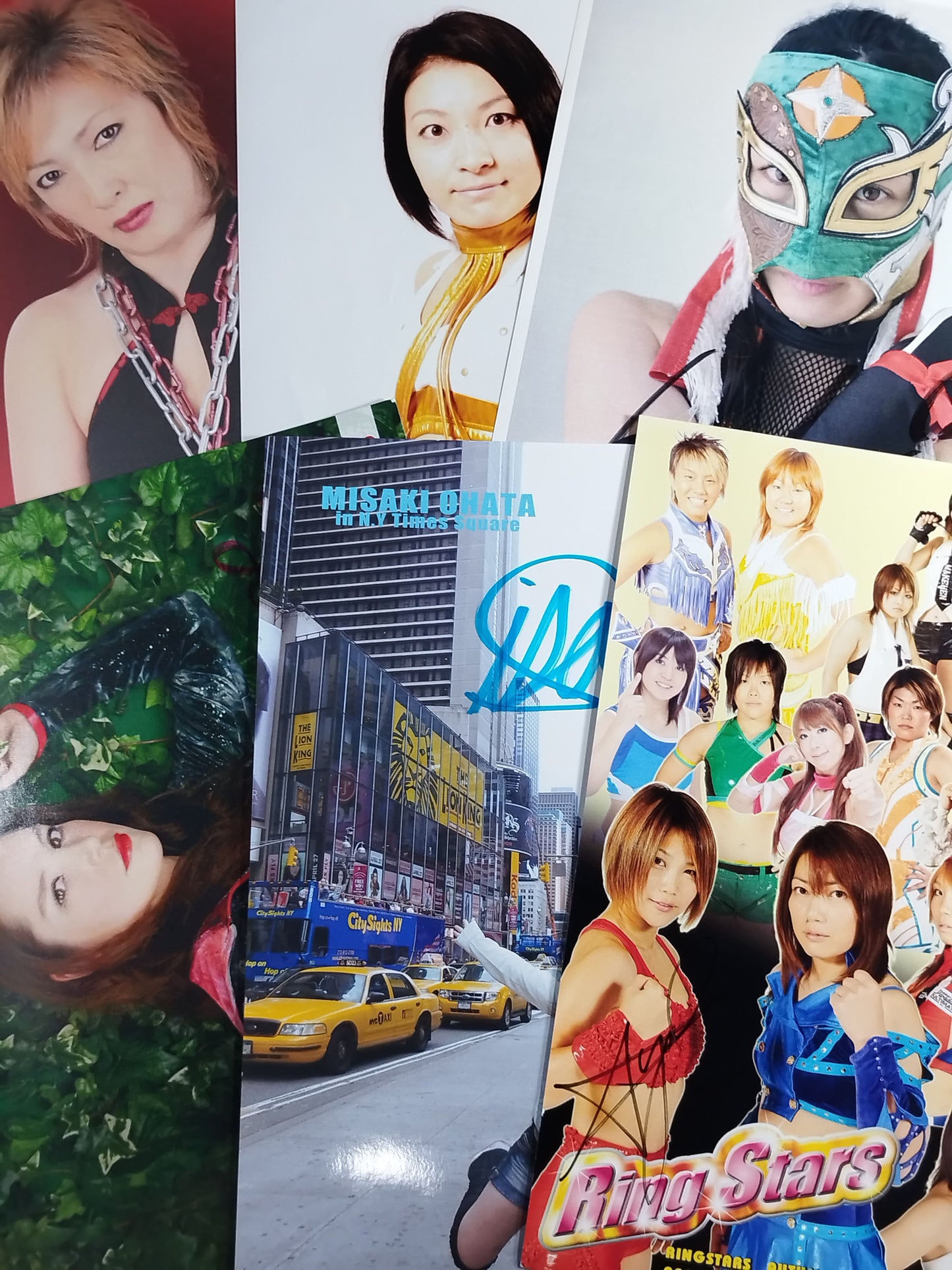 Women's Pro Wrestling  hand signed autograph Pro-Photo  Sets(1)