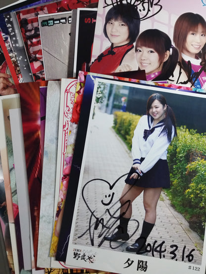 Women's Pro Wrestling  hand signed autograph Pro-Photo  Sets(2)