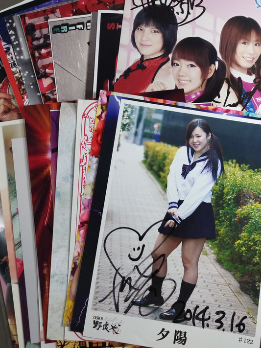 Women's Pro Wrestling  hand signed autograph Pro-Photo  Sets(2)
