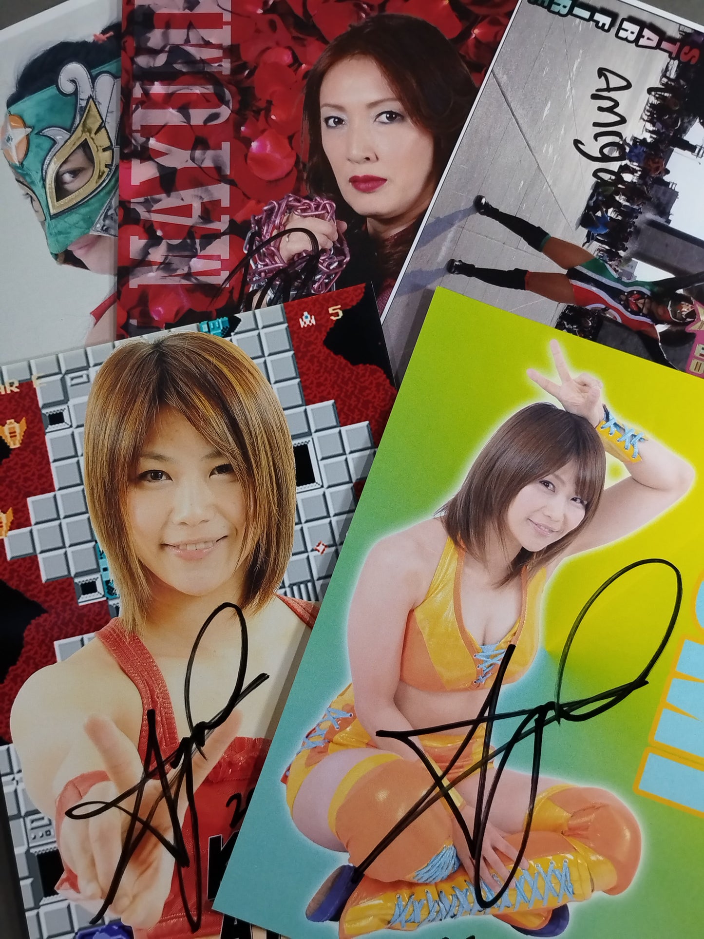 Women's Pro Wrestling  hand signed autograph Pro-Photo  Sets(2)