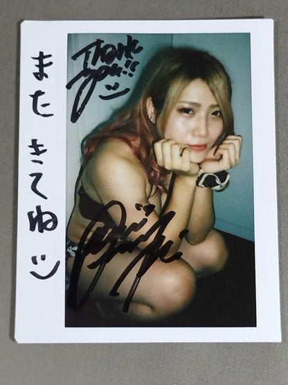 林下詩美 直筆サイン入り チェキ(C-3)
