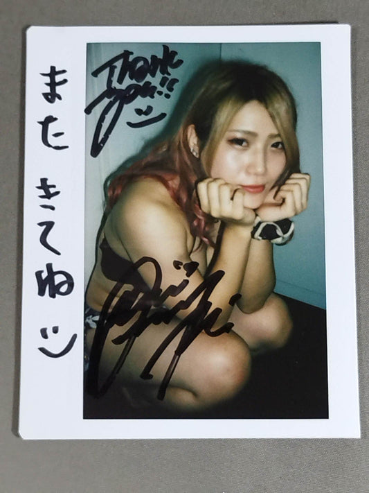 林下詩美 直筆サイン入り チェキ(C-3)