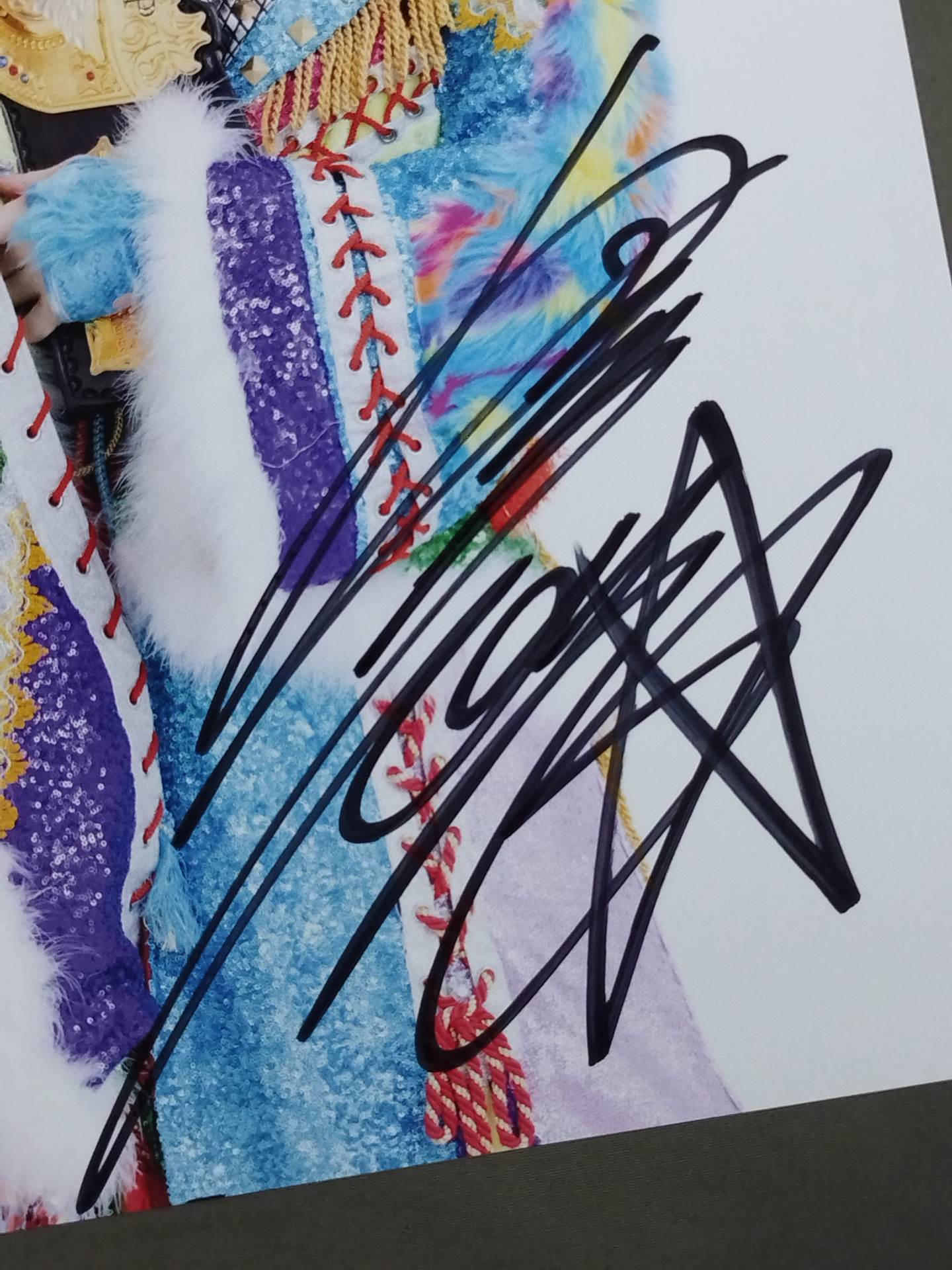 ★IWGP★ Mayu Iwatani  hand signed autograph Stardom Pro-Photo  (A-5)