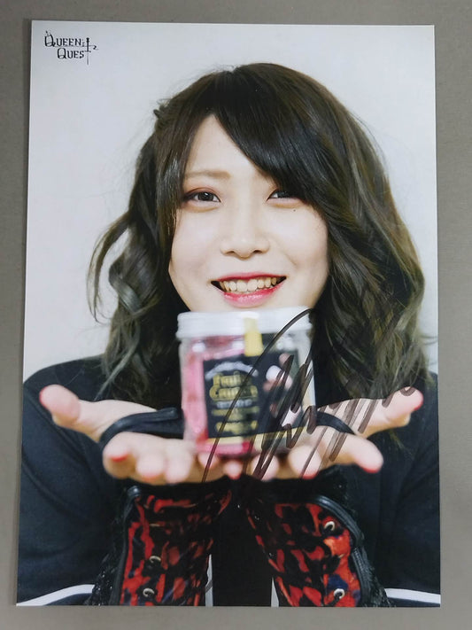 Utami Hayashishita  hand signed autograph  Starda Pro-Photo  (R-9)
