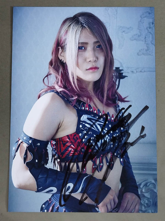 Utami Hayashishita  hand signed autograph  Starda Pro-Photo (S-7)