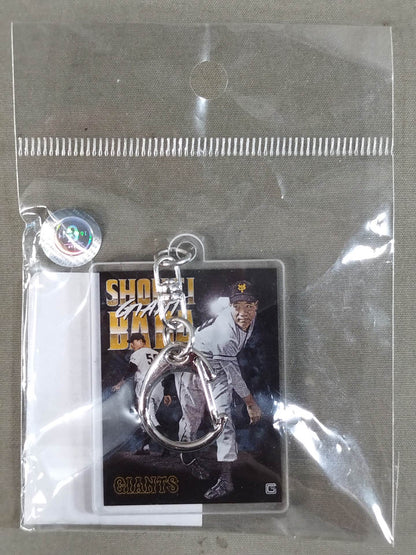 Giant Baba × Yomiuri Giants Acrylic Keychain A