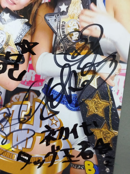 ★ The first Tag Team Champion ★ Yuzuki Aikawa & Yoko Bito  2 hand signed autographs Pro-Photo (