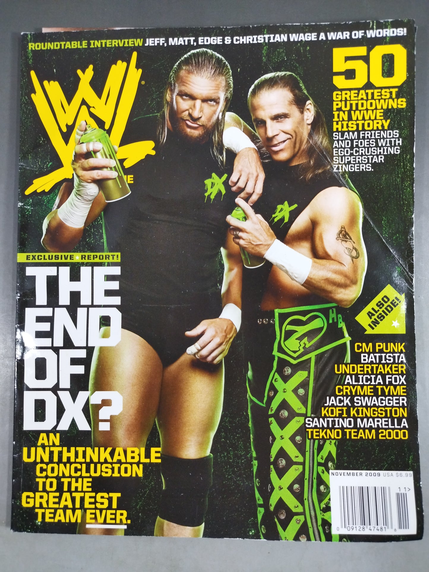 WWE MAGAZINE November 2009 issue