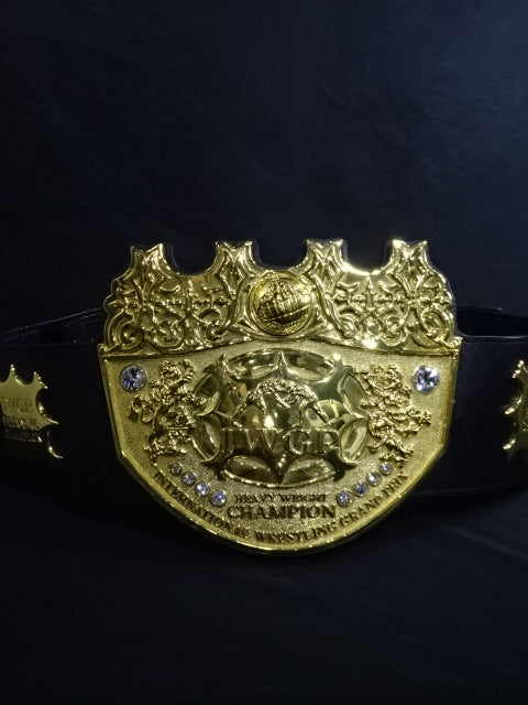 ★ Hiroshi Tanahashi & Togi Makabe  2 hand signed autographs ! IWGP ★ heavy weight championship belt (2nd )