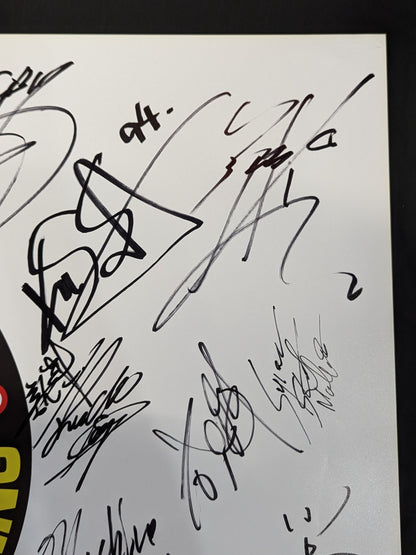 新日本プロレス 28選手直筆サイン寄せ書き(ライオンマーク特大厚紙)