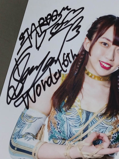 上谷沙弥 直筆サイン入り スターダムポートレート(T-6)