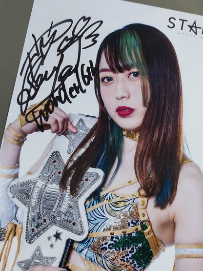 上谷沙弥 直筆サイン入り スターダムポートレート(U-1)
