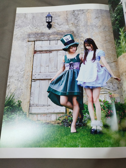 マジラビ写真集 「MagiRabi IN WONDERLAND」