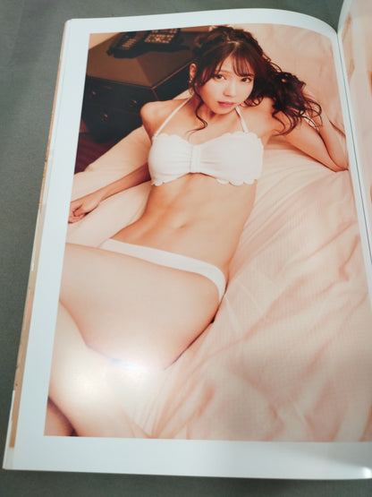 マジラビ写真集 「MagiRabi IN WONDERLAND」