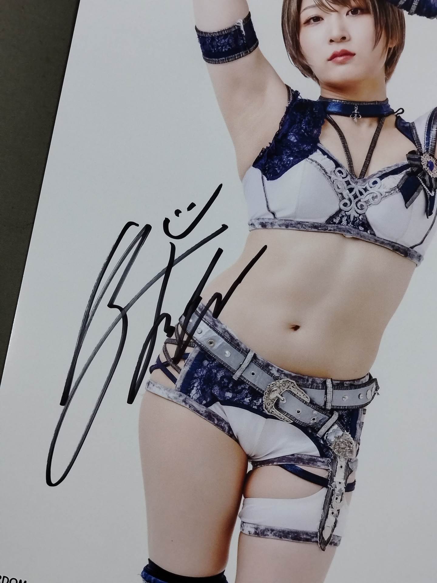 安納サオリ 直筆サイン入り スターダムポートレート(B-9)