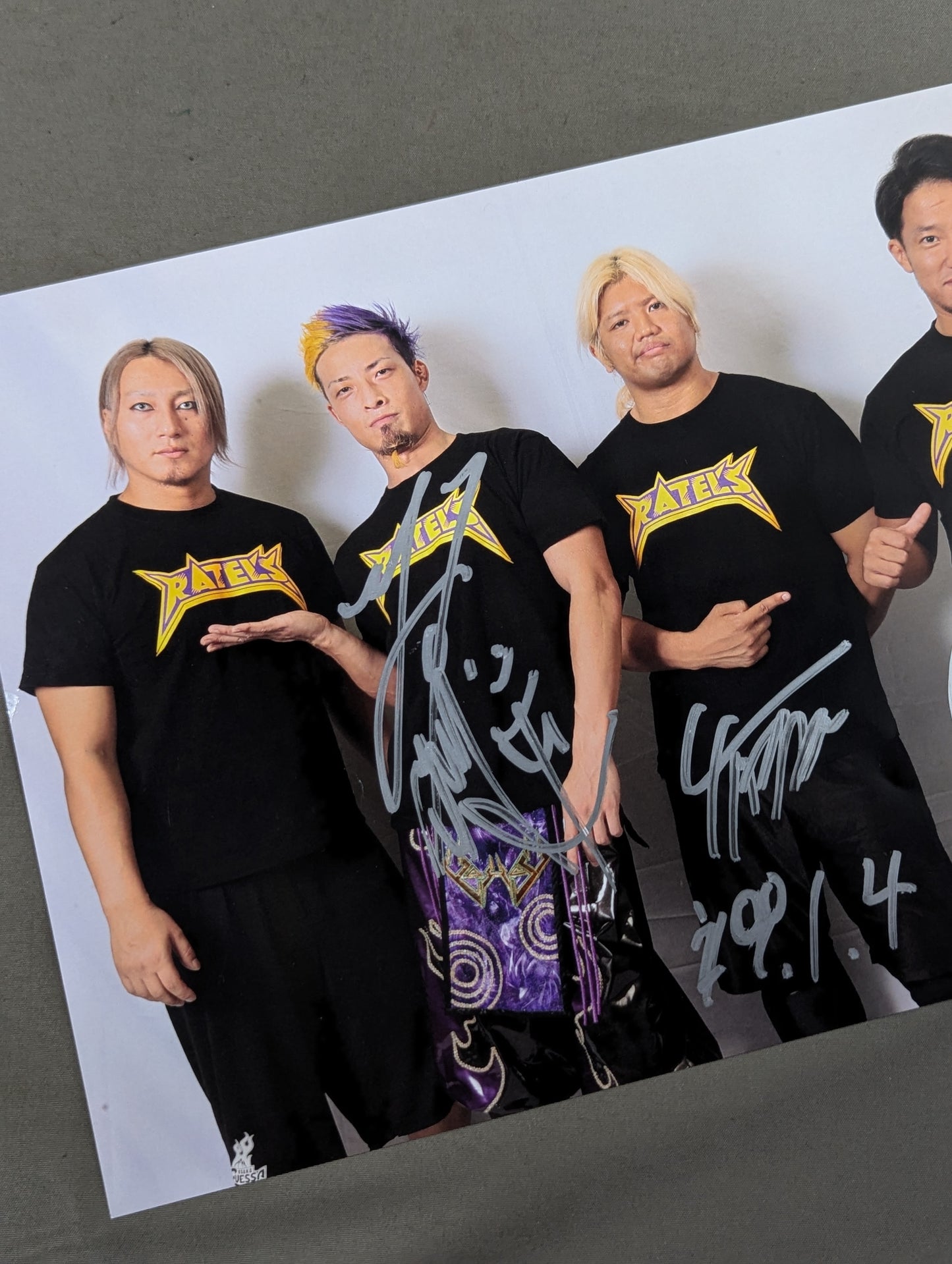 【3選手直筆サイン入り】 NOAH ジュニア ポートレート