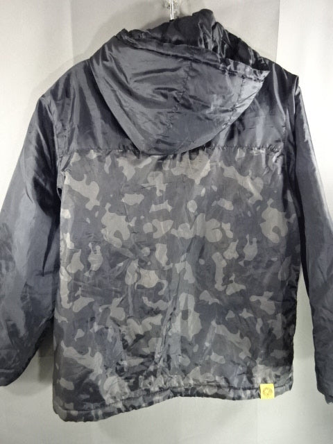 New Japan Pro Wrestling × Tsumamura Lion Mark Camouflage pattern padded jacket (Shimamura)