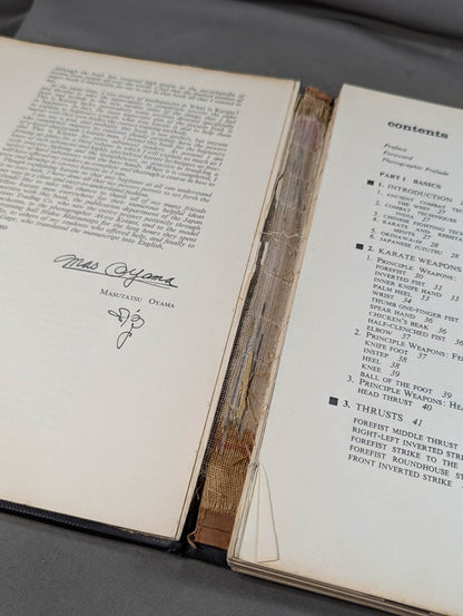 [1962 edition] What is Karate?