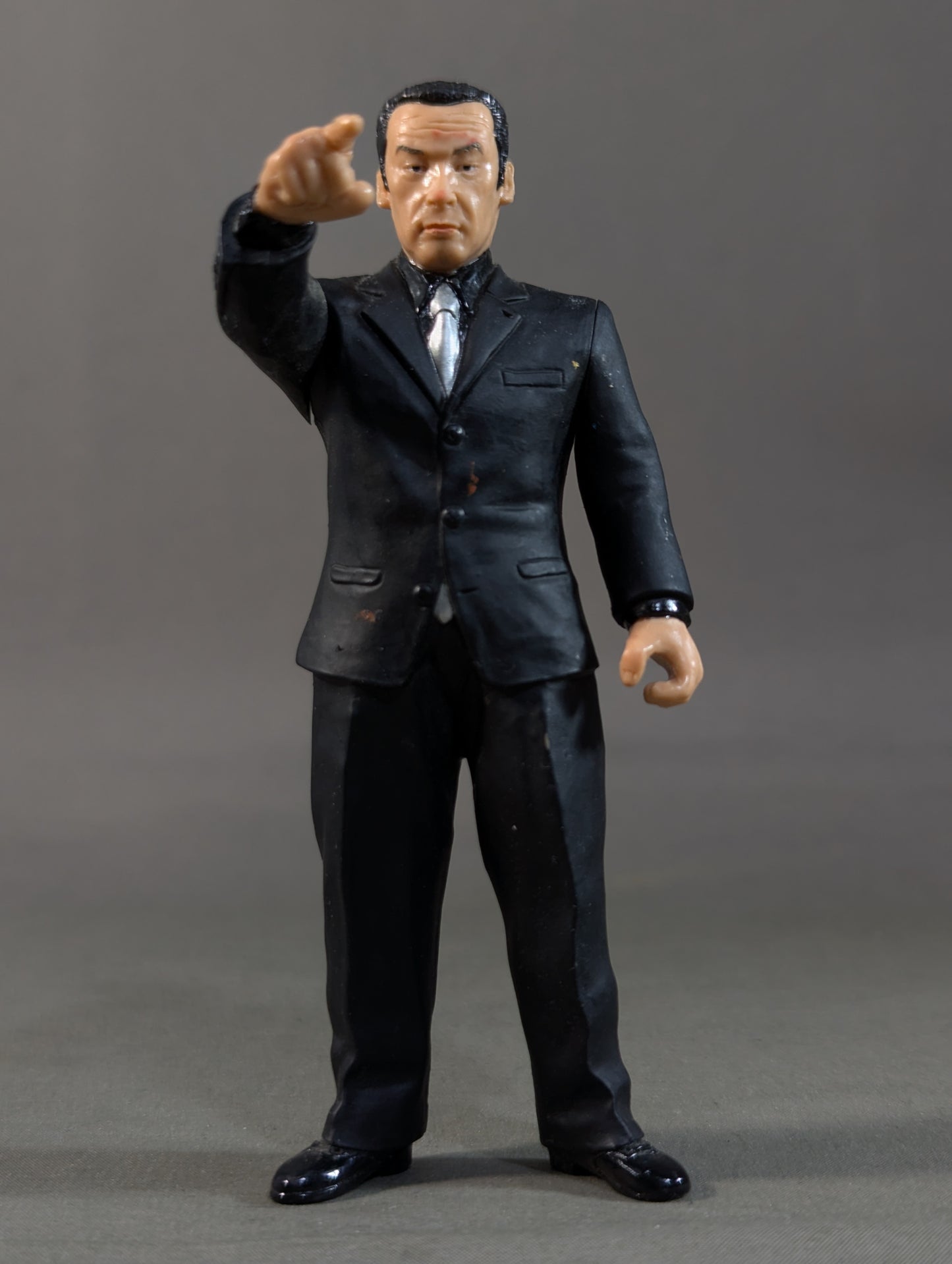 Kantaro Hoshino 