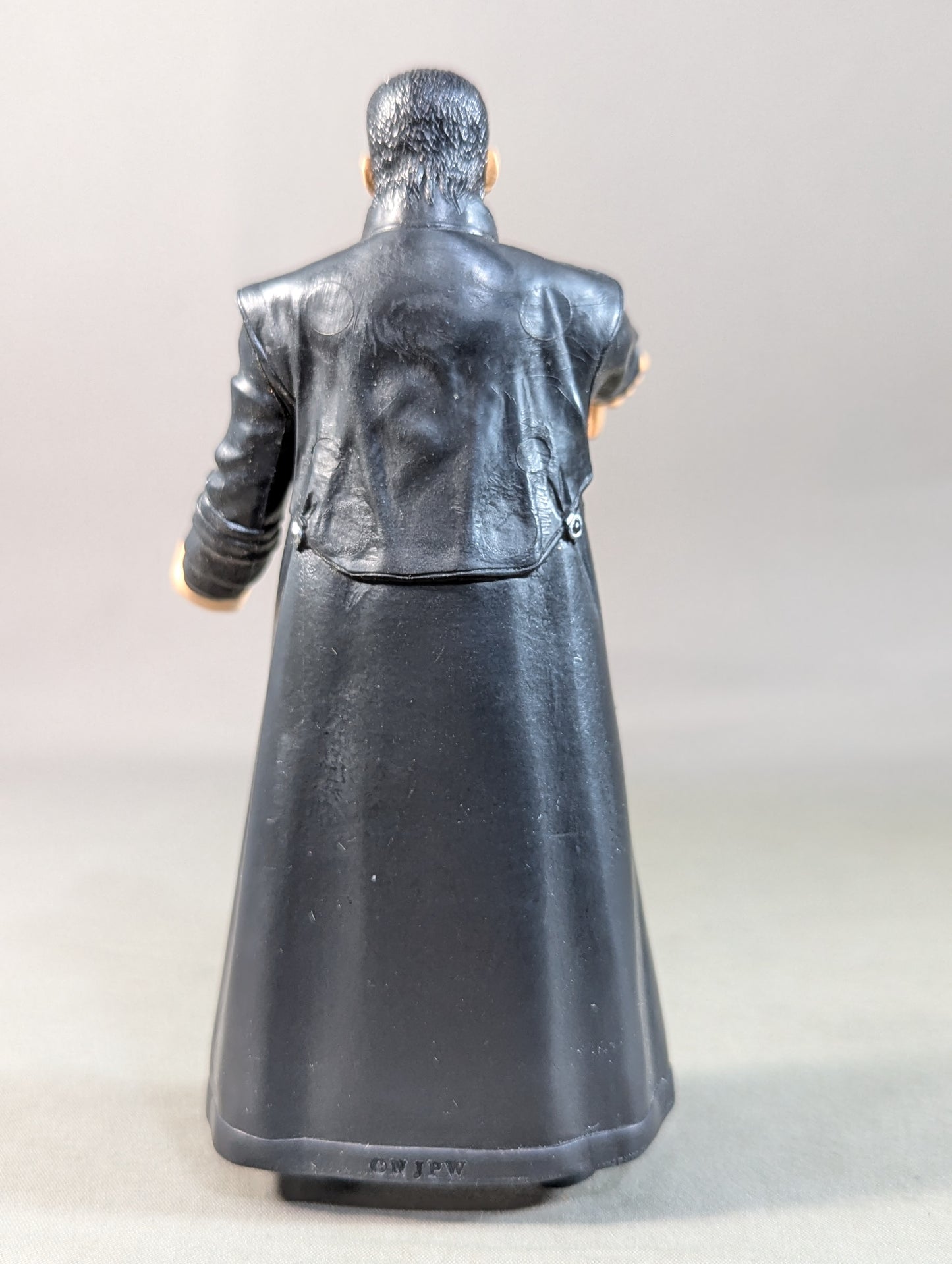 Masahiro Chono  (Black Gown)