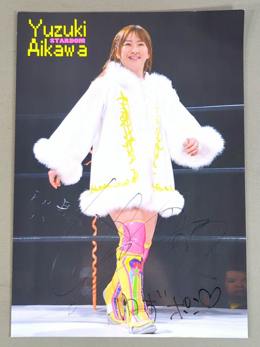 Yuzuki Aikawa  hand signed autograph Pro-Photo (B-5)