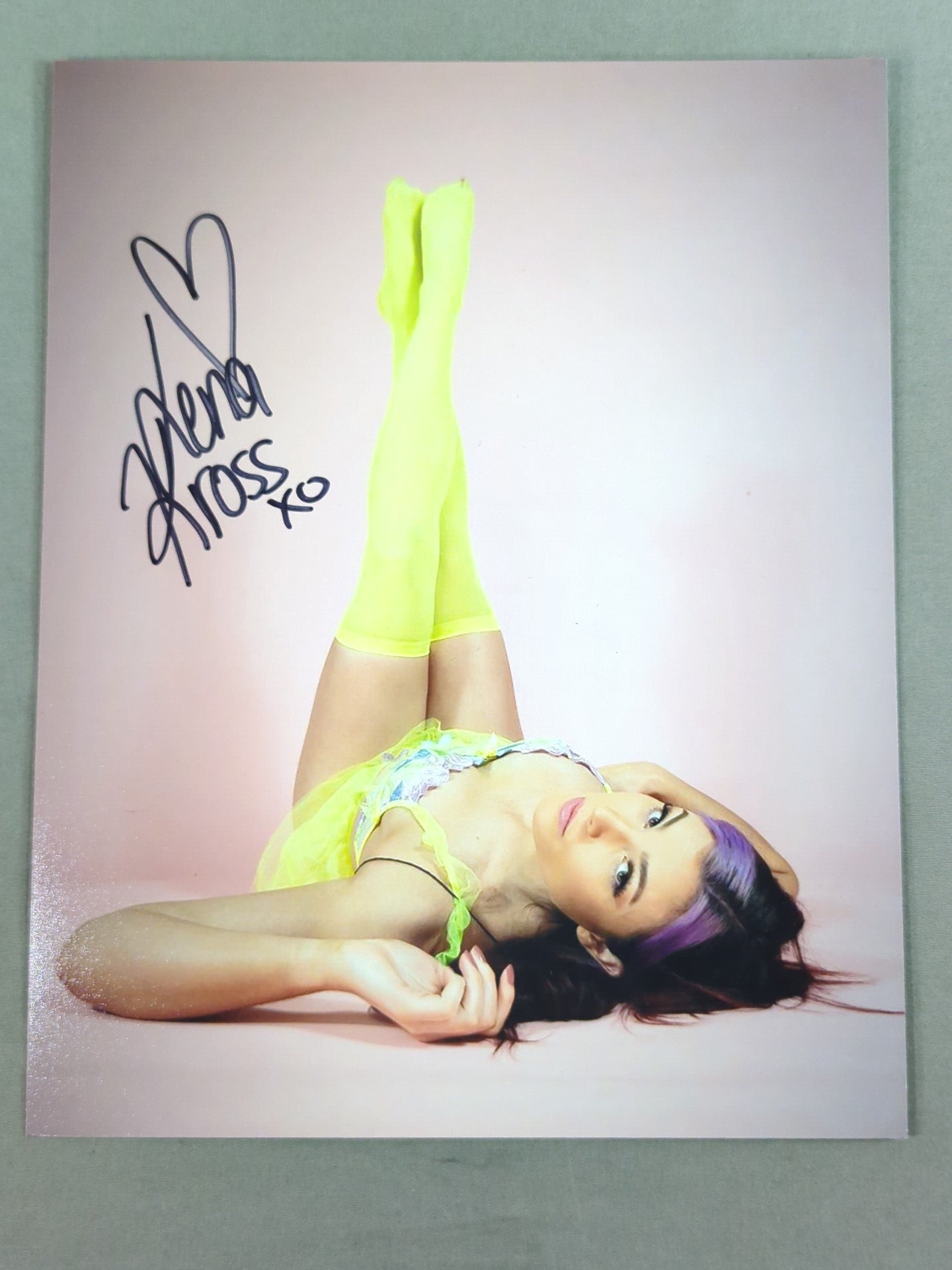 Lena Cross hand signed autograph  Pro-Photo (A-1)