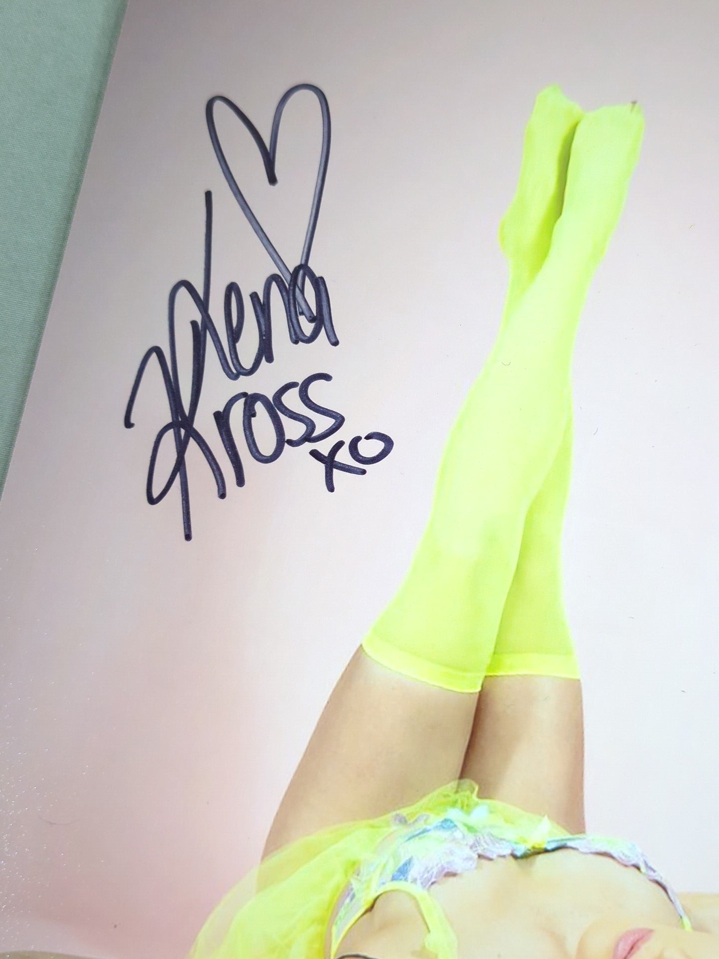 Lena Cross hand signed autograph  Pro-Photo (A-1)
