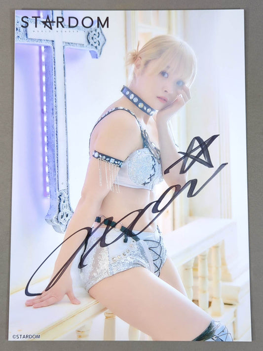 なつぽい 直筆サイン入り スターダムポートレート(N-5)