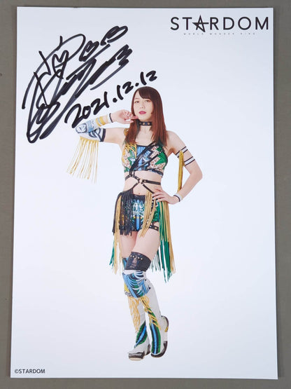 Saya Kamitani  hand signed autograph  Starda Pro-Photo  (U-9)