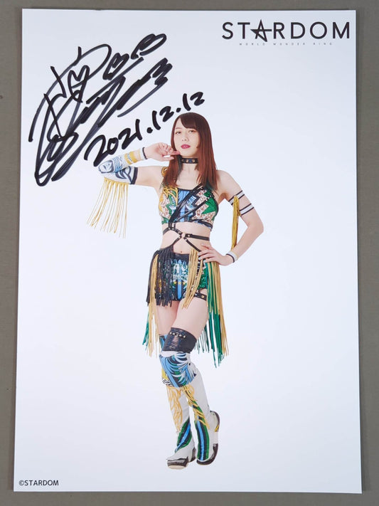 上谷沙弥 直筆サイン入り スターダムポートレート(U-9)