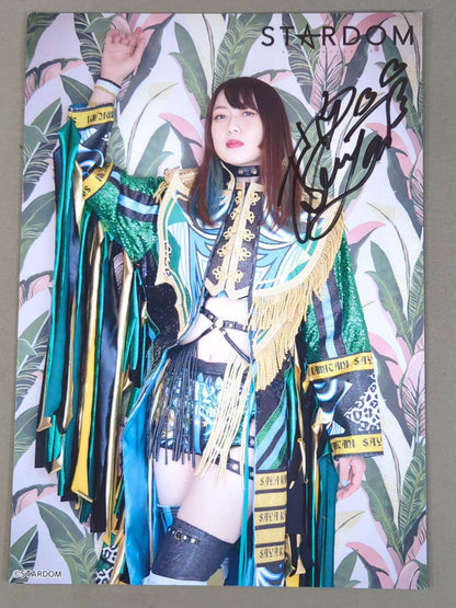 上谷沙弥 直筆サイン入り スターダムポートレート(U-8)