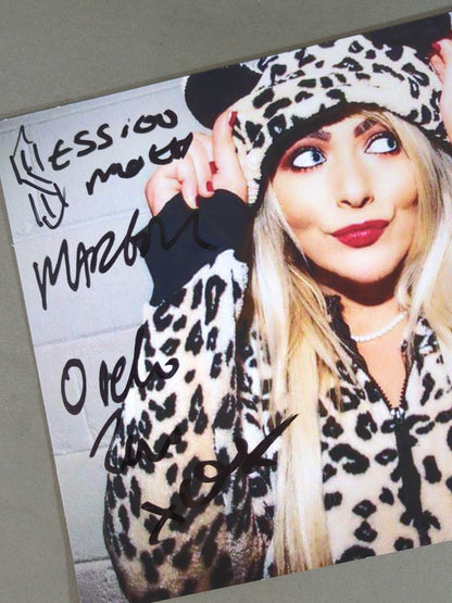 セッション･モス･マルティナ 直筆サイン入りポートレート(A-2)