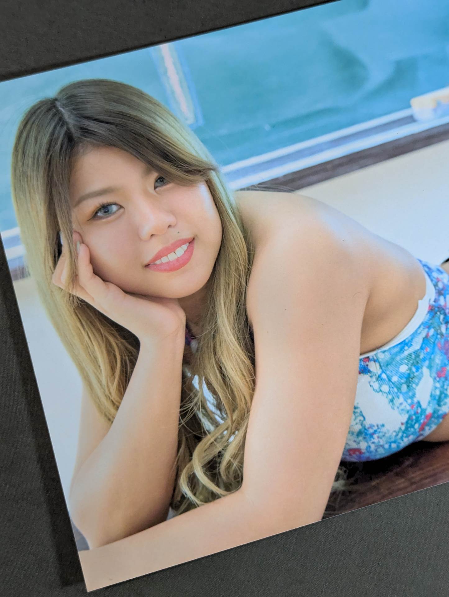 葉月 SPG 寝そべりポートレート