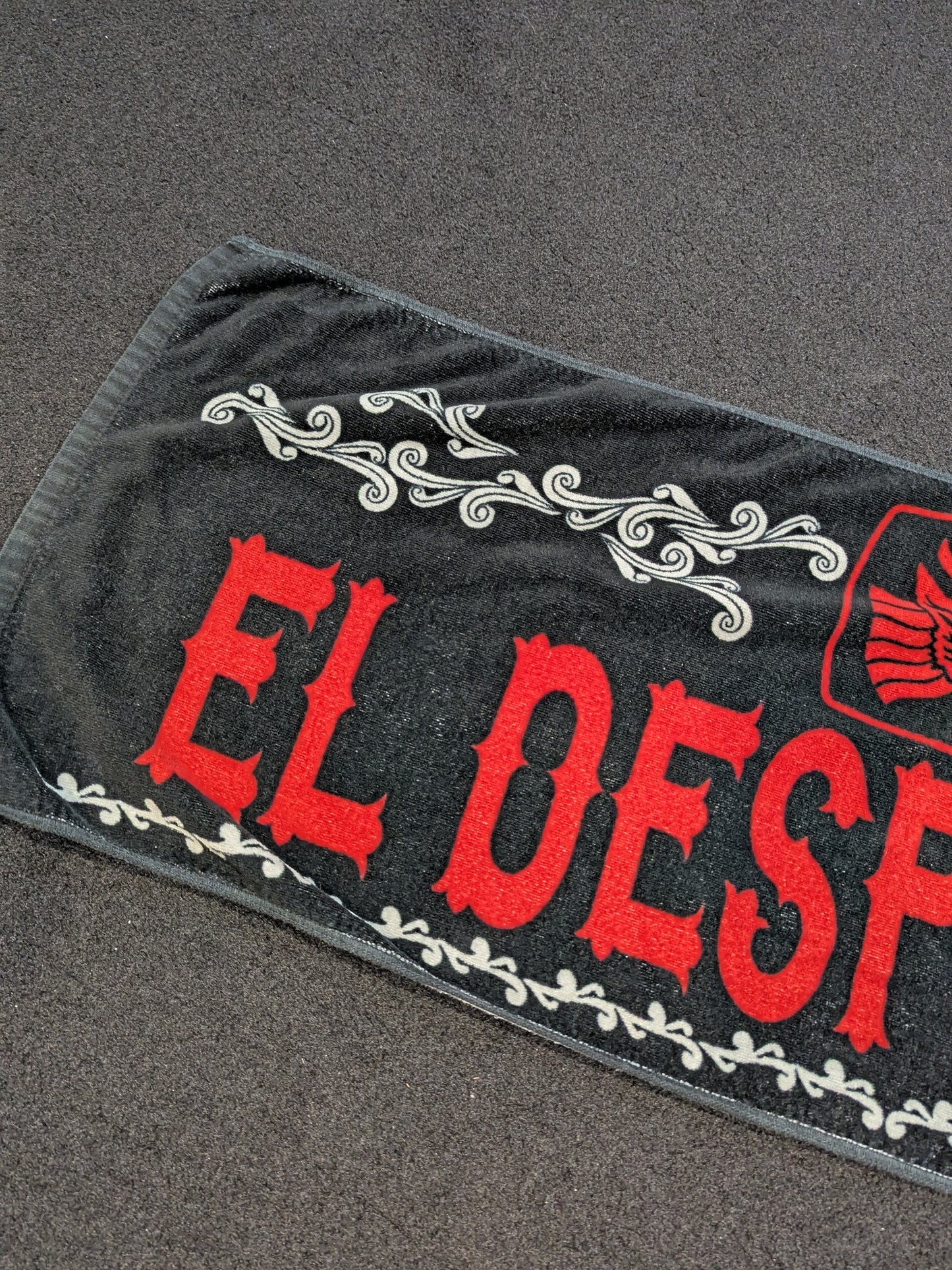 エル・デスペラード「EL DESPERADO」スポーツタオル