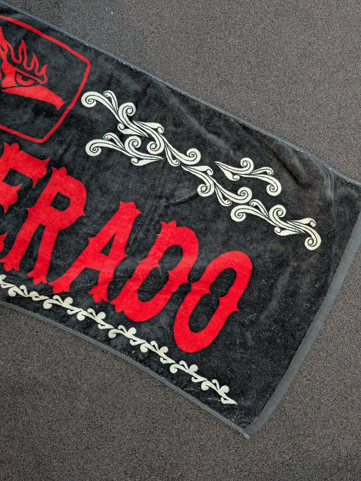 EL DESPERADO SPORTS TOWEL