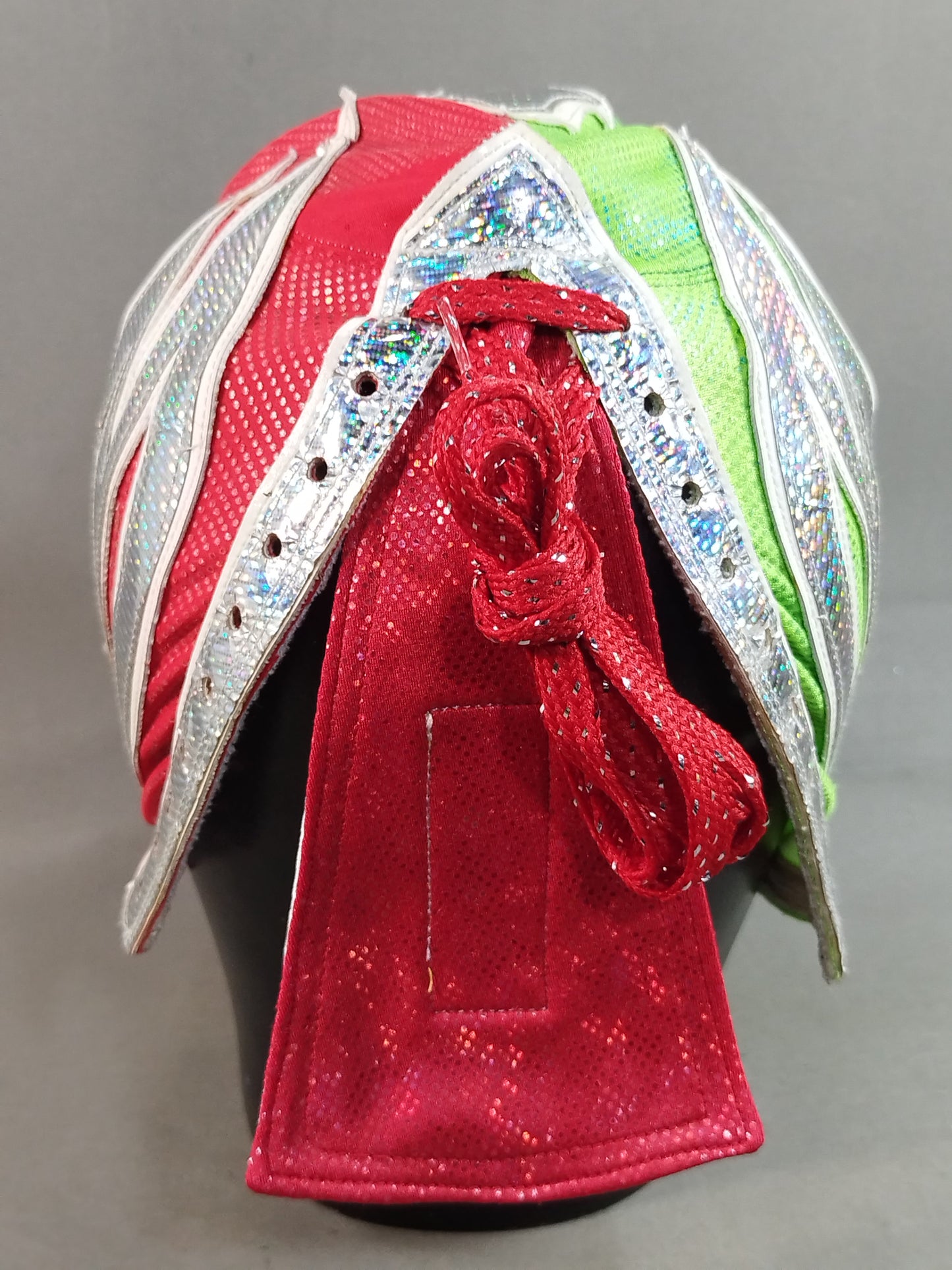 メタリック(マスカラ・ドラダ)