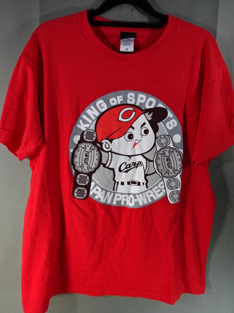 Hiroshima Toyo Carp × Tetsuya Naito Collaboration 2C7070245 T-Shirt (2) (Red)