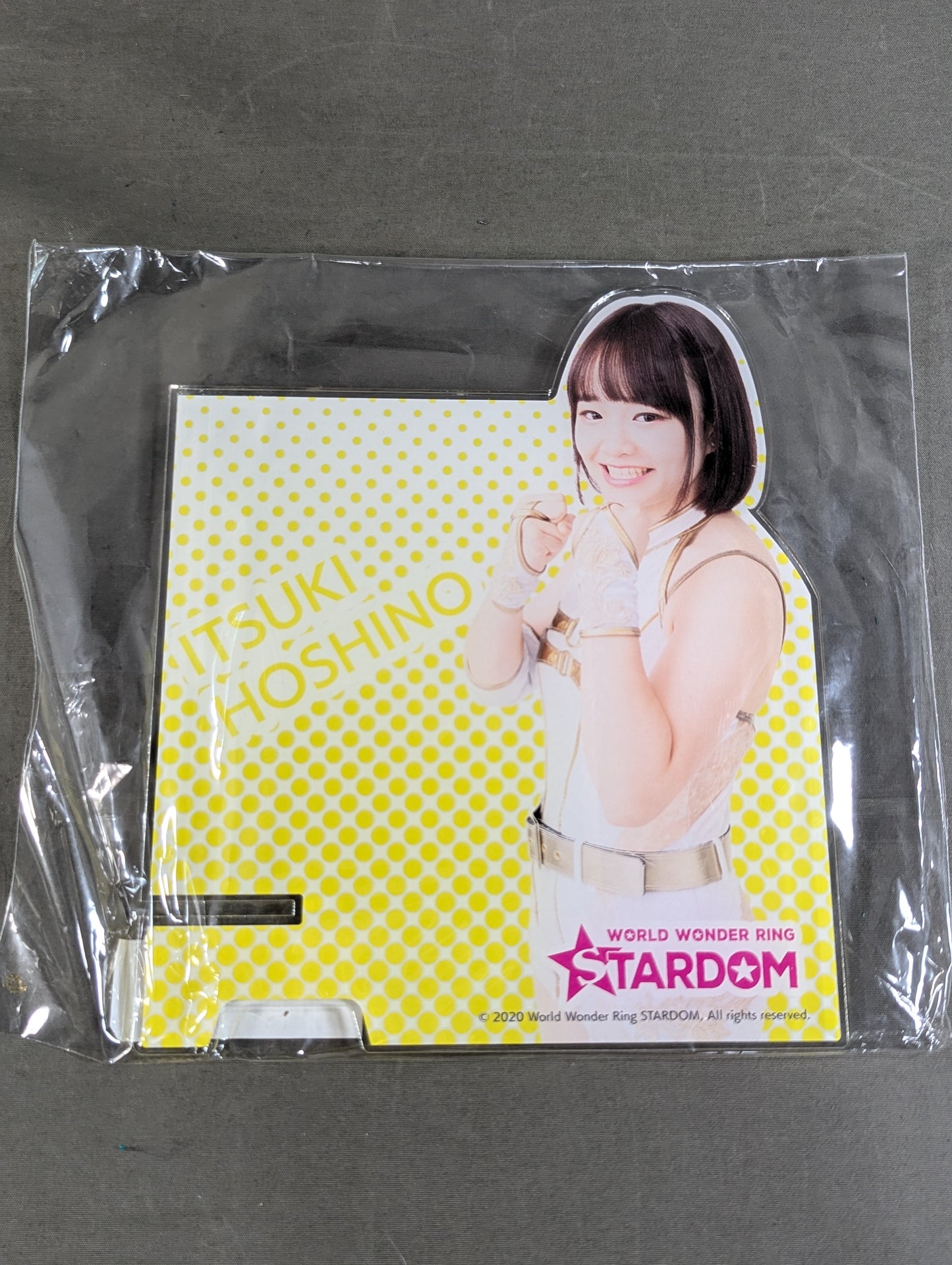 Yuzuki Hoshino Acrylic Smartphone Stand