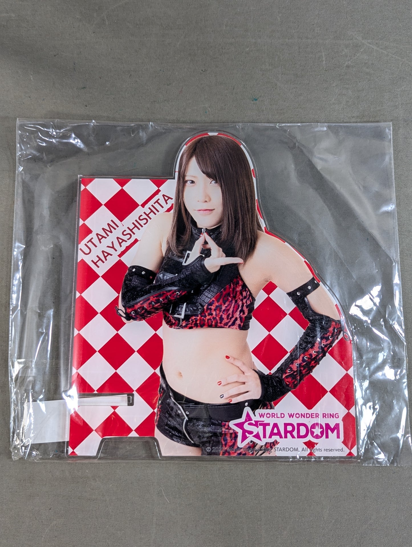 Utami Hayashishita  Acrylic Smartphone Stand