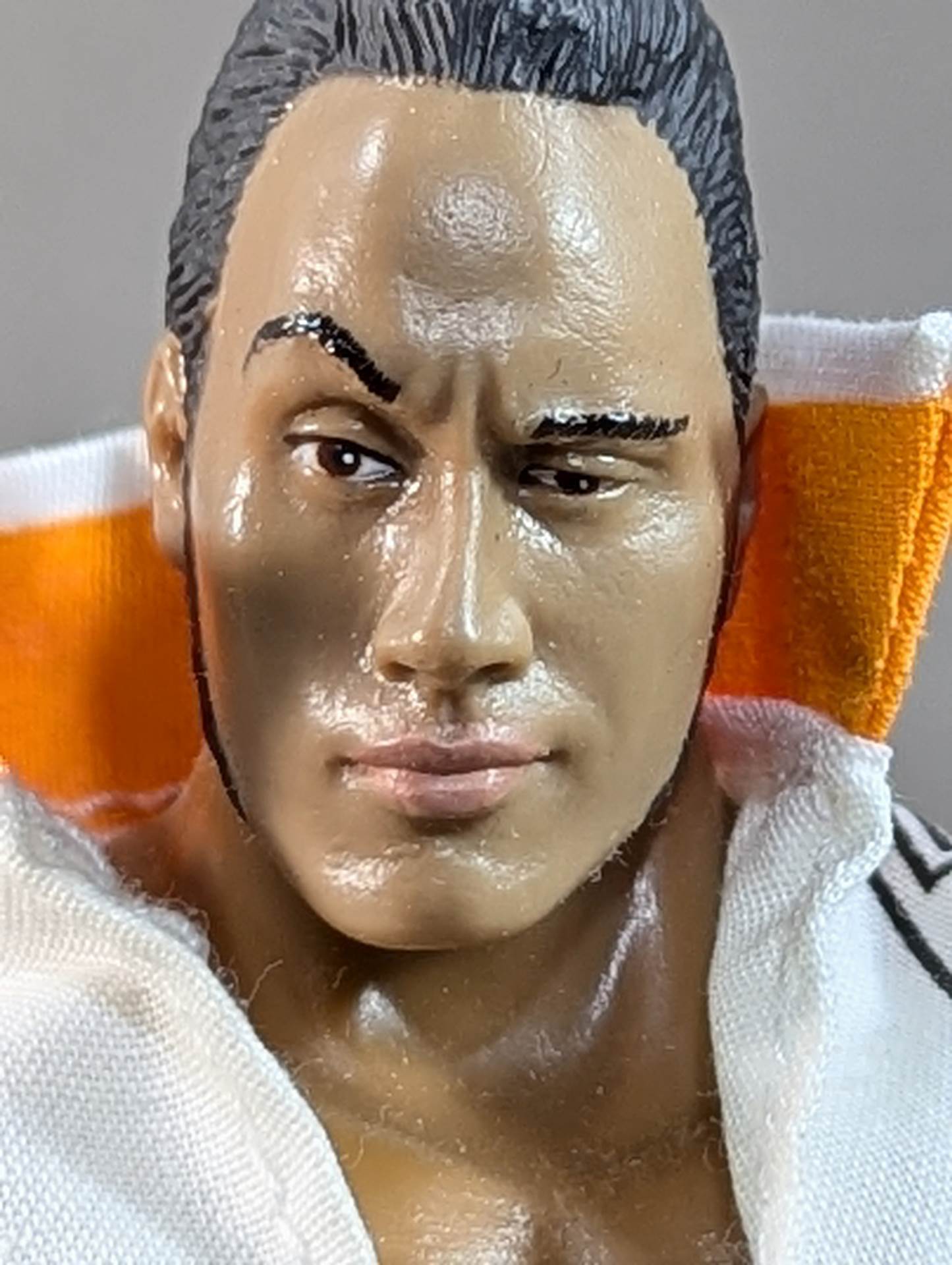 ザ・ロック(白シャツ)