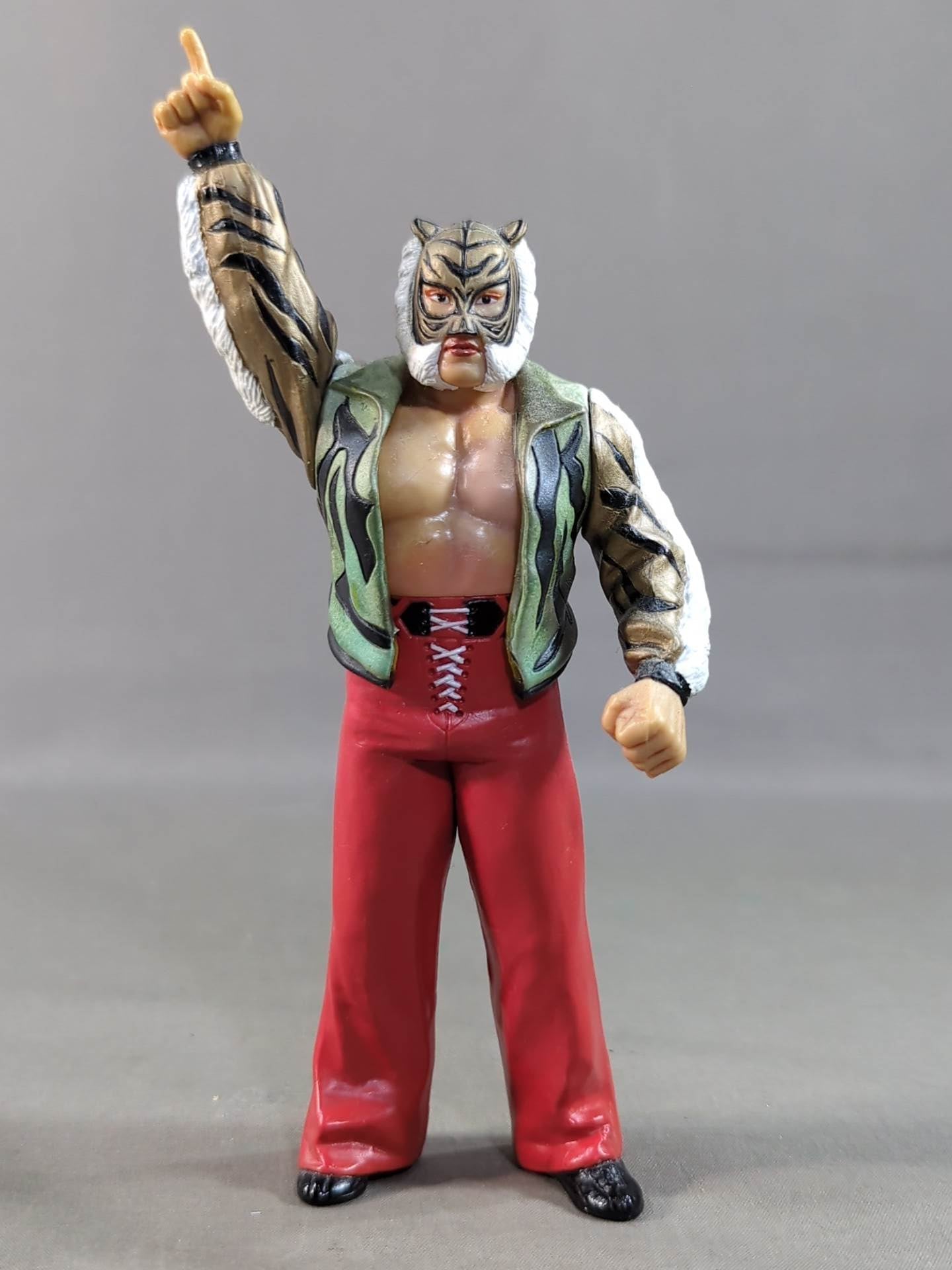 タイガーマスク４代目 フィギュア 【新品未開封】 4代目タイガーマスク – 闘道館