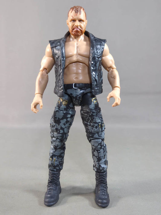 ジョン・モクスリー(黒×グレーパンツ)