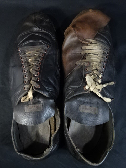 Shohei ★ Baba worn by him Gloves and spikes ★ used when he was enrolled in the Yomiuri Giants