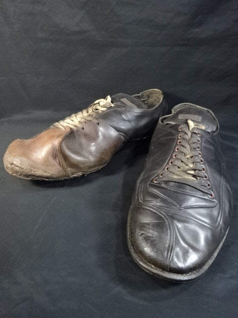 Shohei ★ Baba worn by him Gloves and spikes ★ used when he was enrolled in the Yomiuri Giants