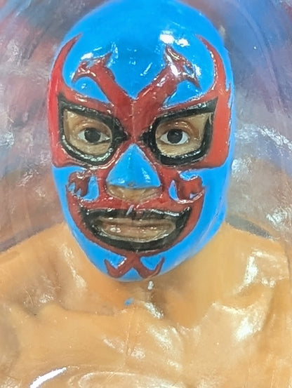 Dos Caras  (with light blue mask and UWA belt)