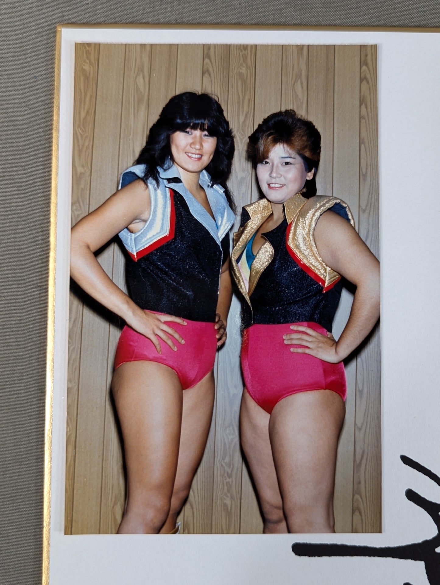 Jumbo Hori & Yukari Omori Autograph is printed(photo ) Affix)