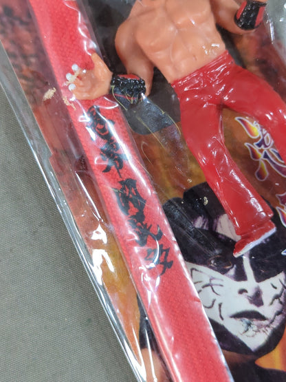 グレート・ムタ フィギュアストラップ(赤×黒)