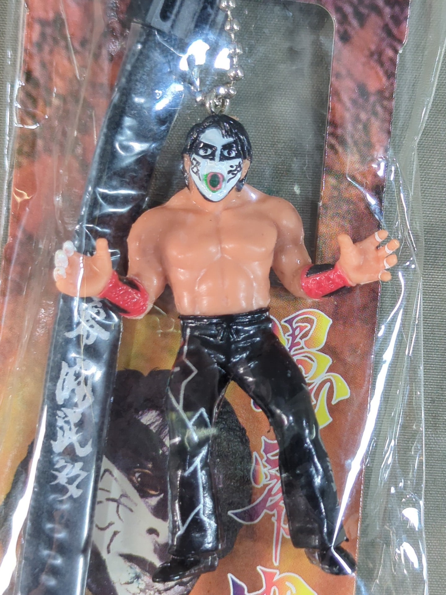 グレート・ムタ フィギュアストラップ(白×黒)