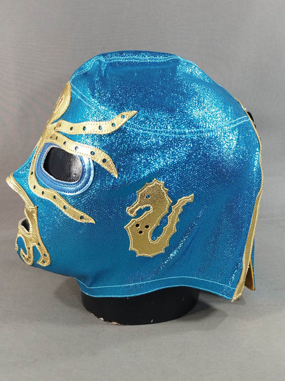 Mil Mascaras 