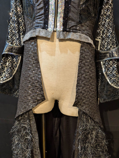 Blair Davenport (Bea Priestley ) ★WWE worn by him BlacK Gown ★